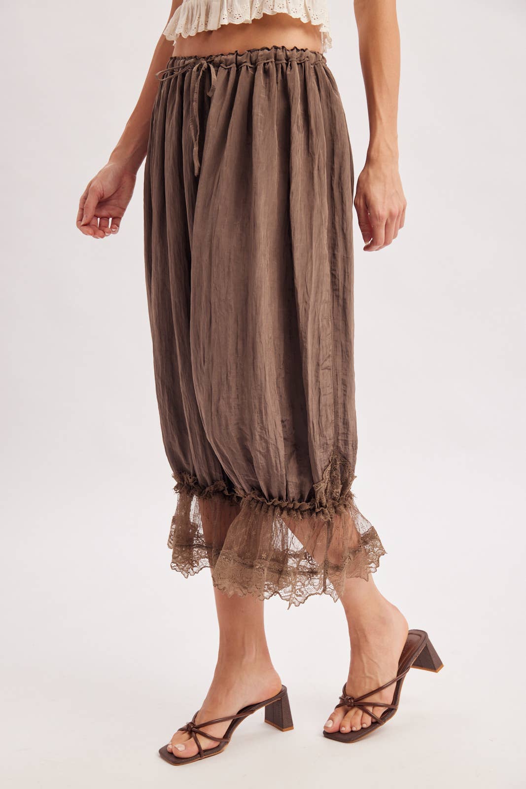 LACE TRIMMED MIDI BLOOMER pant Cocoa